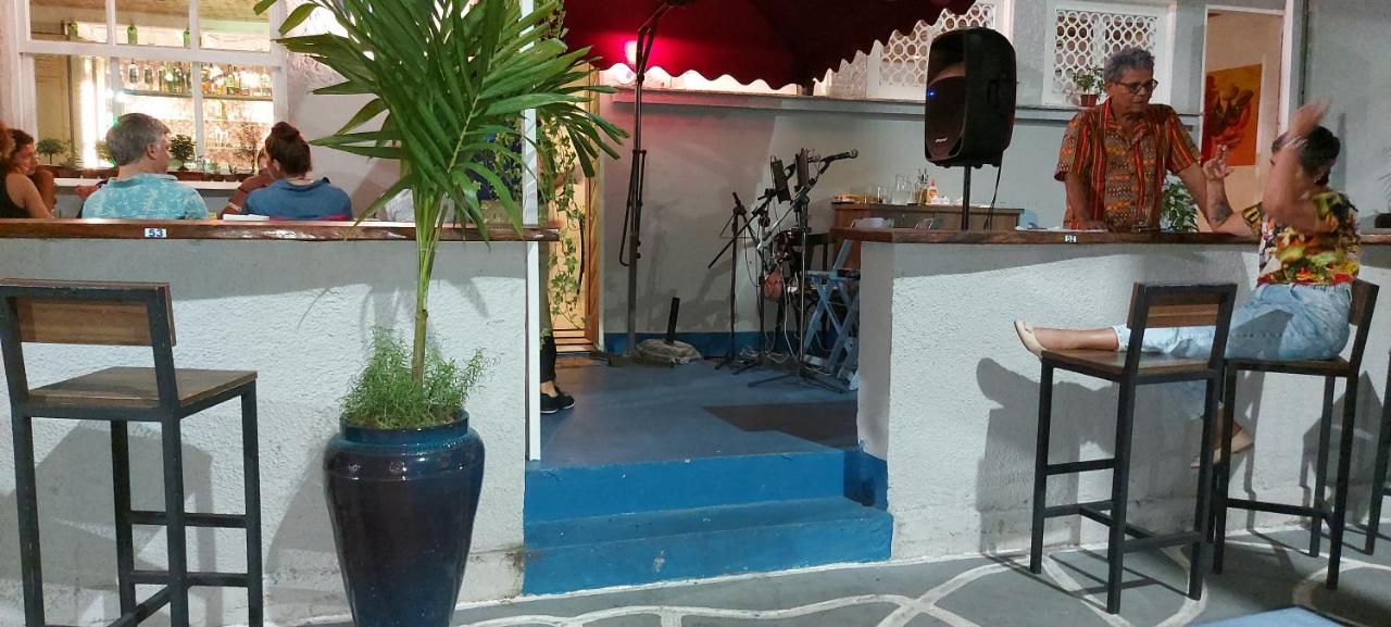 Leblon Hostal