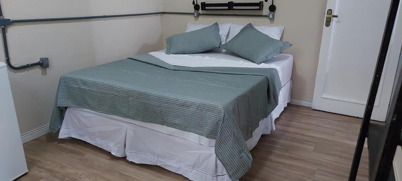 Hostal Leblon *